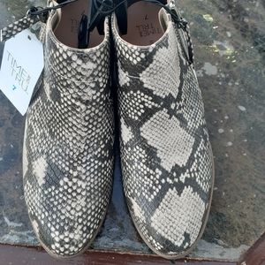 Snake skin boots
